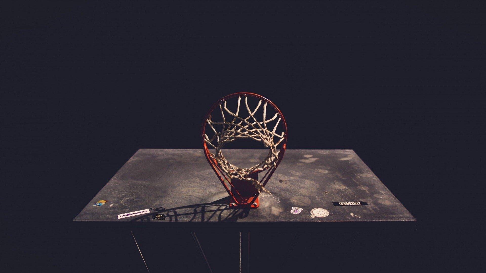 季后赛不灵!沃特森常规赛8.1分3.4板 季后赛仅4.5分